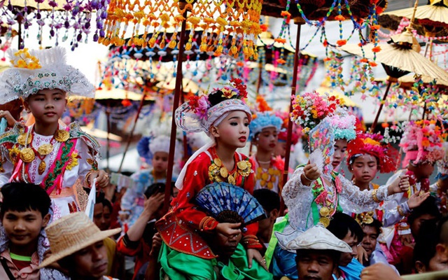 Khám phá top 5 lễ hội mùa xuân đặc sắc khi đi tour du lịch Thái Lan